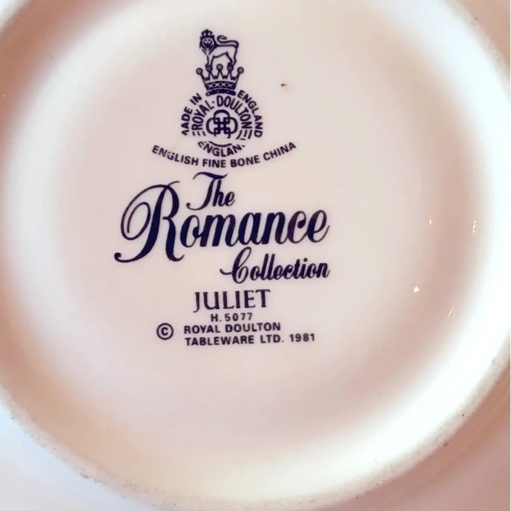 Royal Doulton Romance Collection Juliet Floral Saucer - Cream Blue set of 2